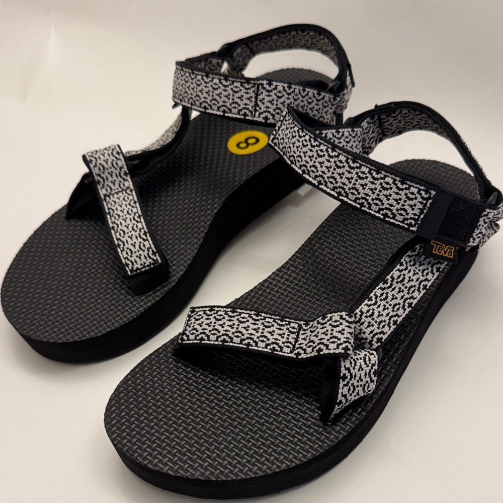 Teva Women's 8 Monochrome Patterned Sandals